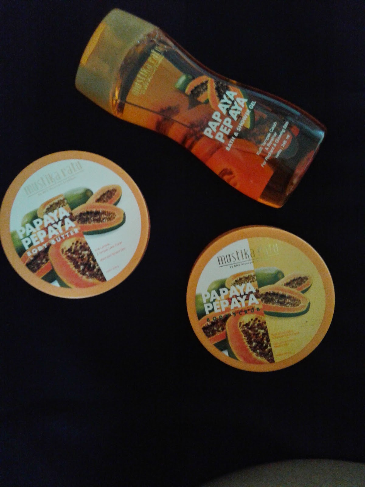 review papaya body scrub, papaya body butter and papaya bath&shower gel