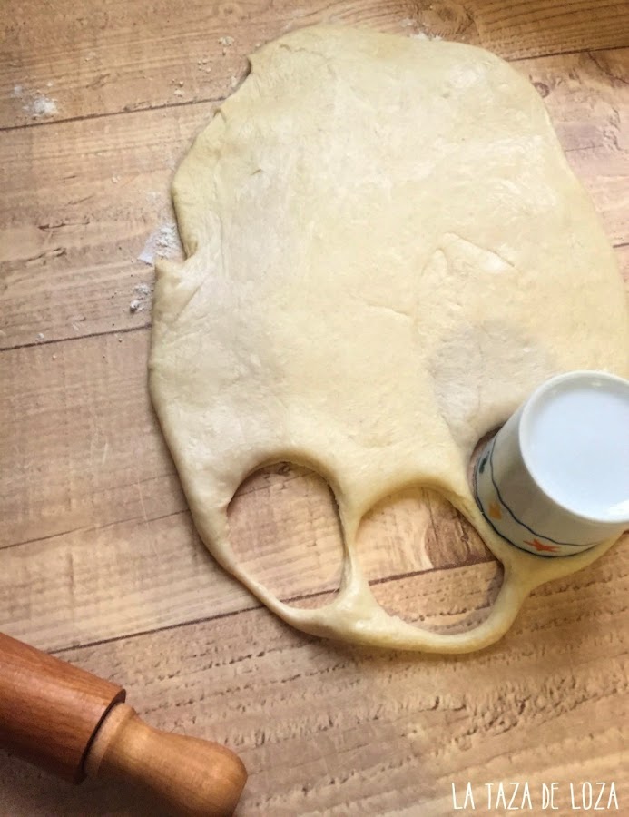 masa-hecha-con-harina-nata (crema de leche)-y-sal