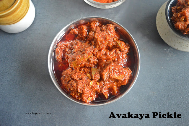 Avakaya Pickle | Andhra Raw Mango Pickle | Avakai Orugai | How to make Avakaya Pickle