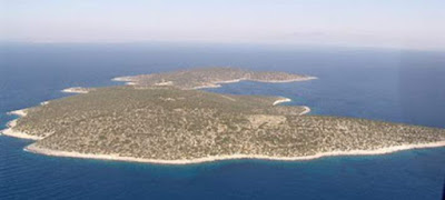 Φαρμακονήσι. To όνομά του, καθόλου τυχαίο