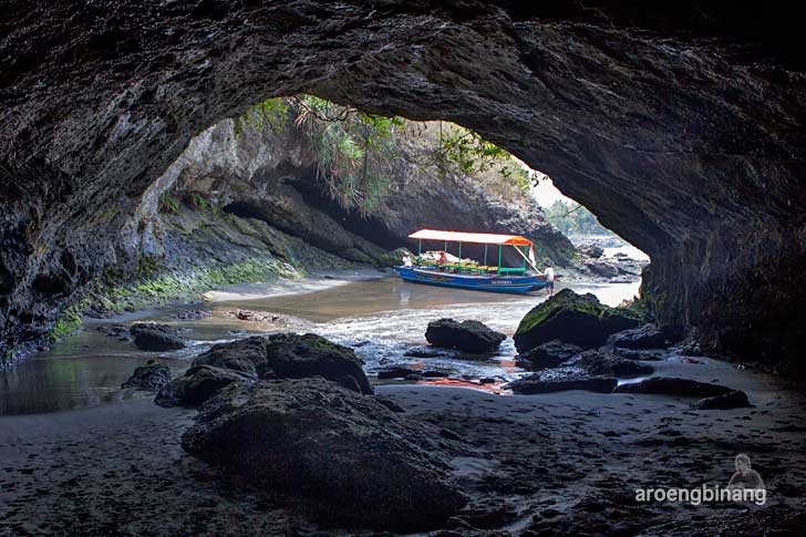 pantai karangbolong kebumen