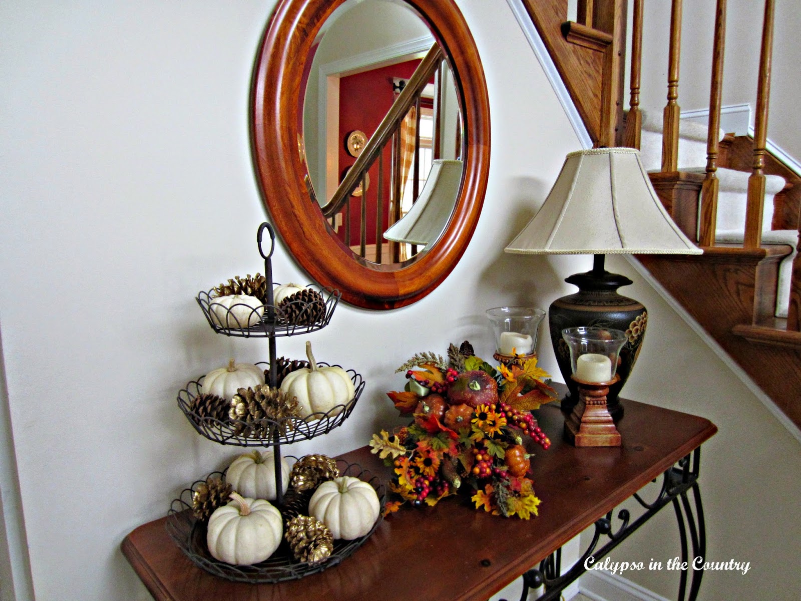Fall accessories in the foyer