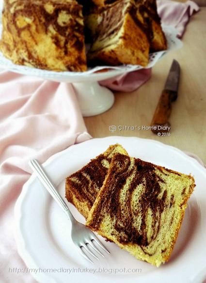 Orange Chocolate marble Chiffon Cake and tips how to make marble pattern.