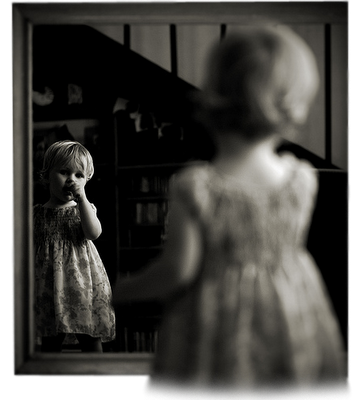 Un lienzo, una intención: 15 veces frente al espejo