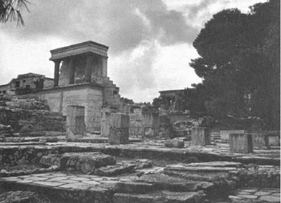 Reruntuhan bangunan peninggalan peradaban Pulau Kreta