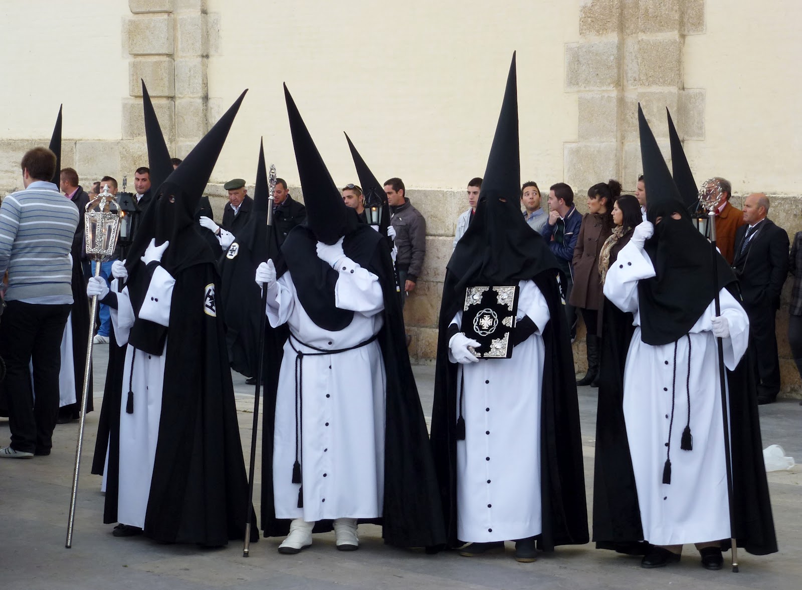 Olvera diary: Procesión del Santo Entierro