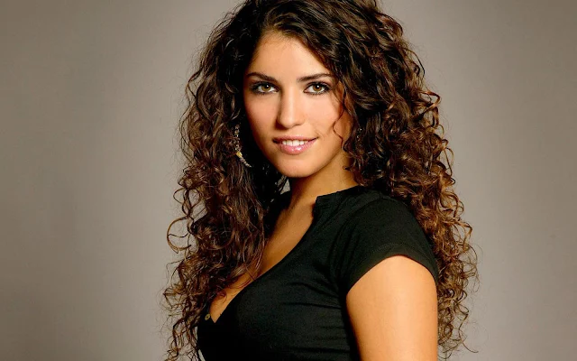 yolanthe foto