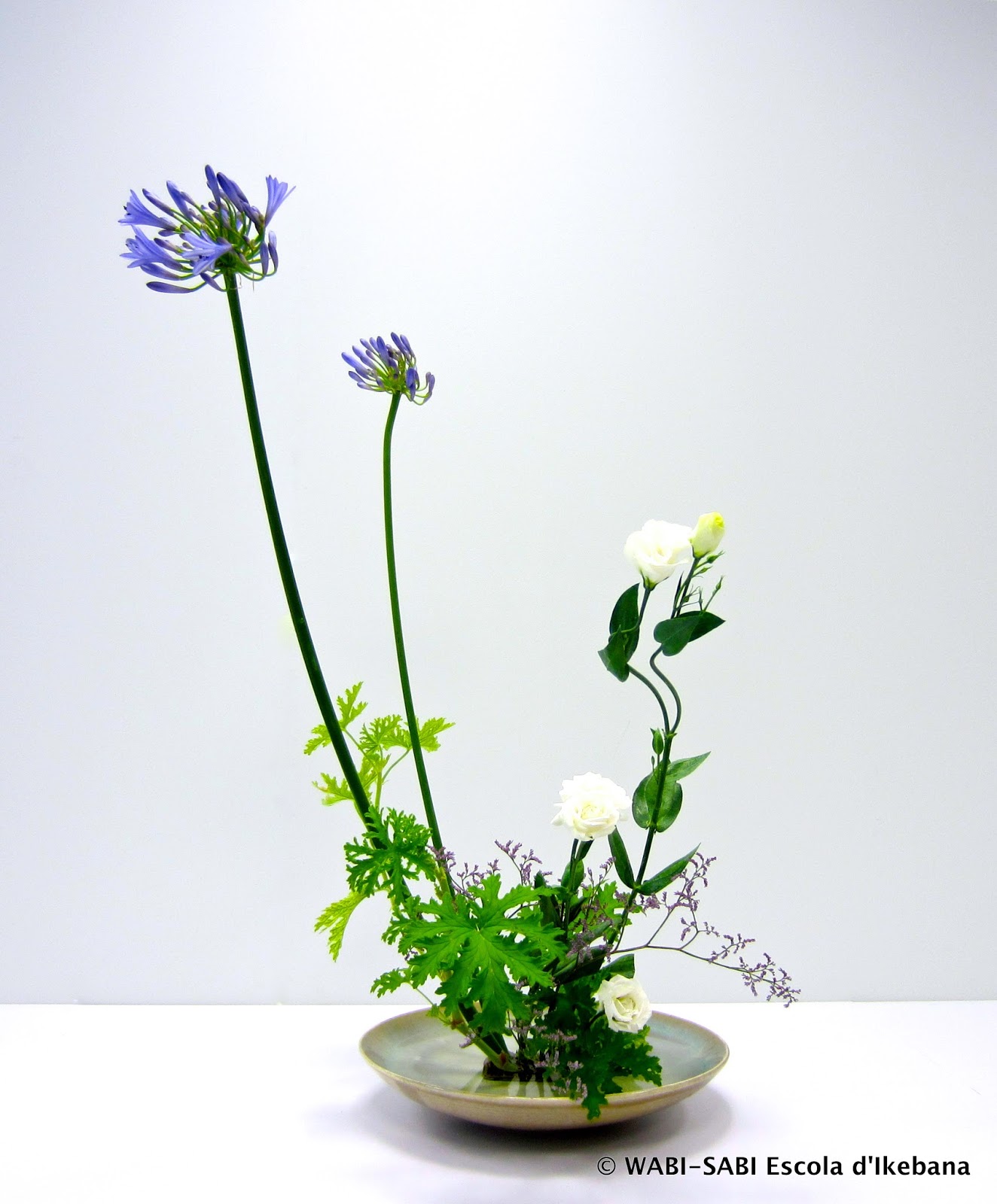 ESCOLA D'IKEBANA WABISABI IKEBANA ESTIL MORIBANA