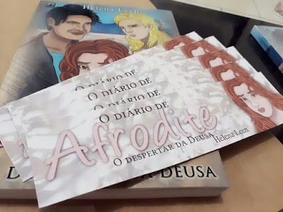 Foto livro físico O Diário de Afrodite da autora Helena Leen Foto livro físico O Diário de Afrodite da autora Helena Leen