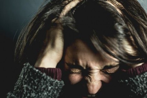 5 Cara Terbaik Mengatasi Sakit Kepala Yang Dijamin Ampuh
