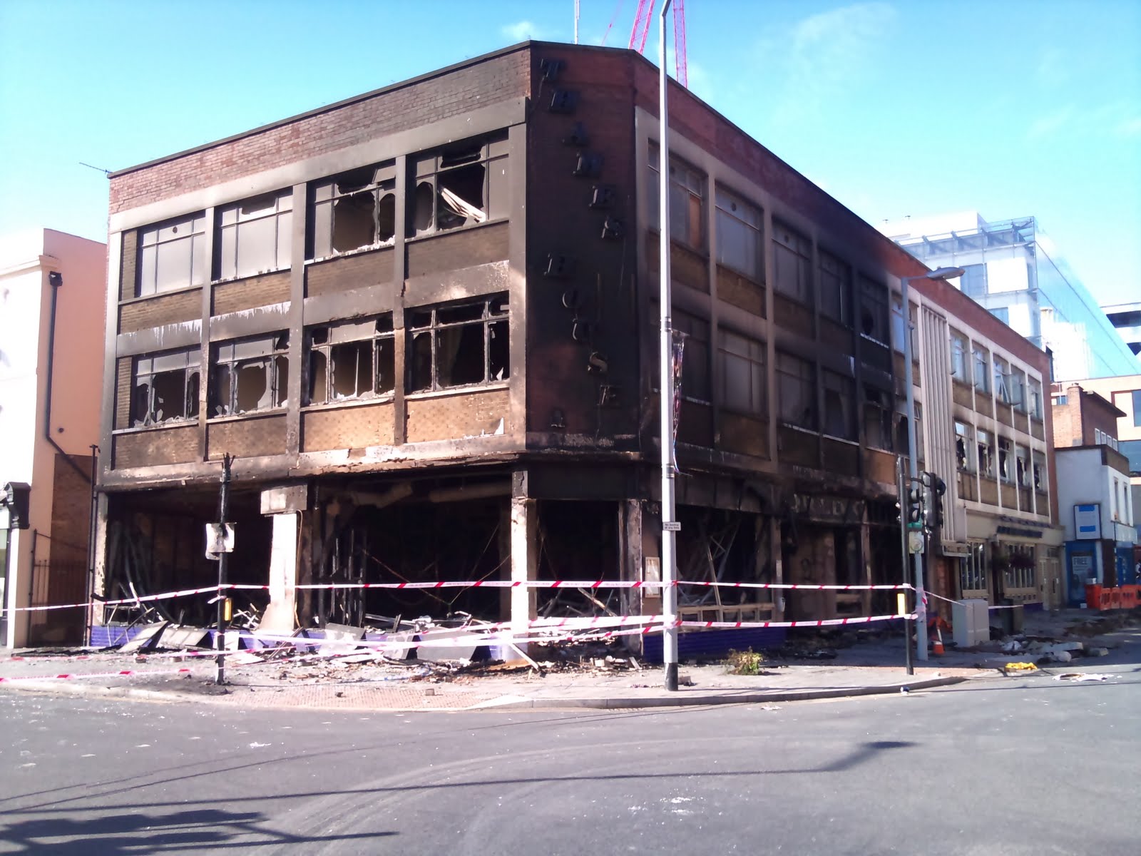 SimonSays: London riots - Woolwich hit.