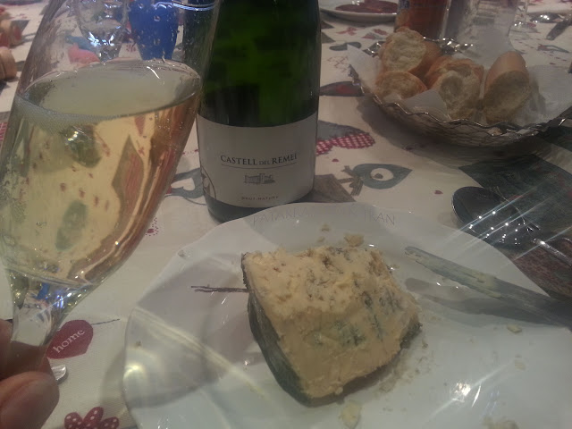 Castell del Remei Brut Nature... con Fabada Asturiana. Castell del Remei Brut Nature... con Fabada Asturiana.