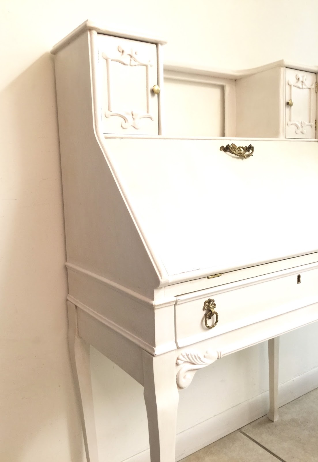 Vintage Secretary Desk. Antique White Secretary Desk