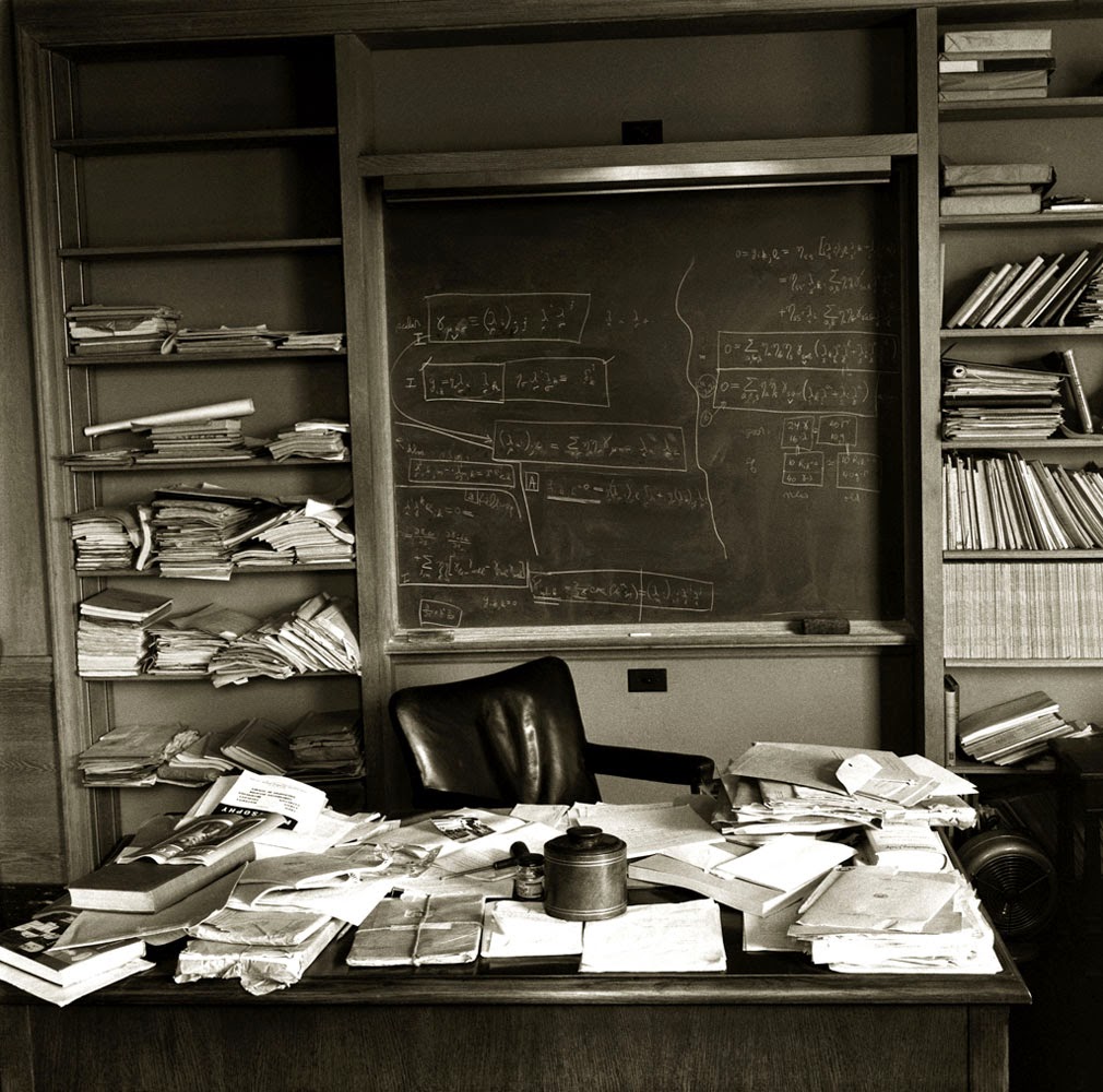 Ultimate Collection Of Rare Historical Photos. A Big Piece Of History (200 Pictures) - Einstein's office