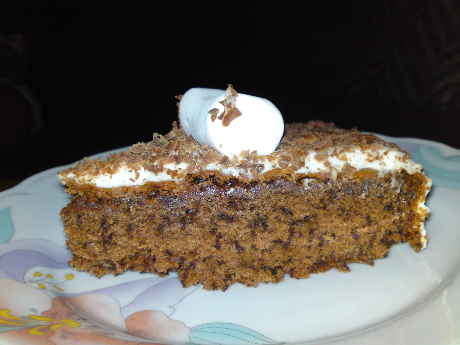 Schokoladenkuchen Mit Marshmallows — Rezepte Suchen