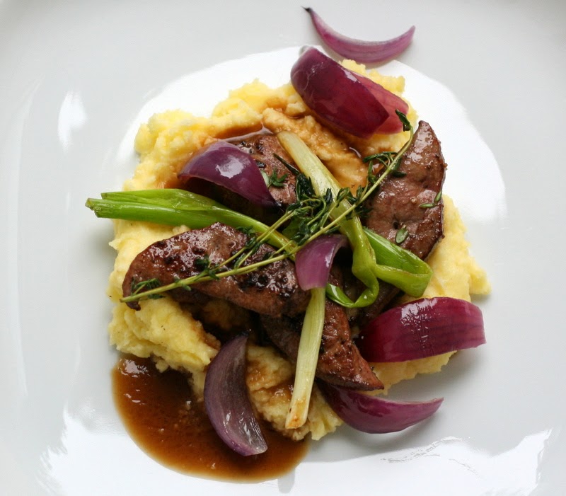 bushcooks kitchen: Michaela Hager: Kalbsleber mit Kartoffelpüree und ...
