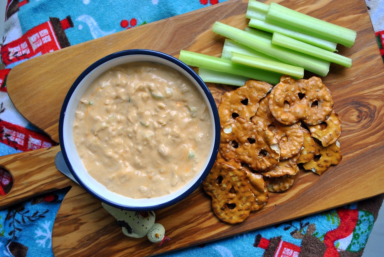 Vegan Buffalo Chickpea Dip (Dip Apimentado de Grão de Bico) The Green Dish Blog