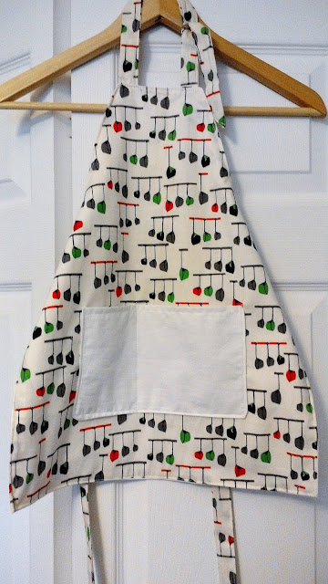 DIY Toddler Kitchen Apron by Lina and Vi DIY Toddler Kitchen Apron by Lina and Vi
