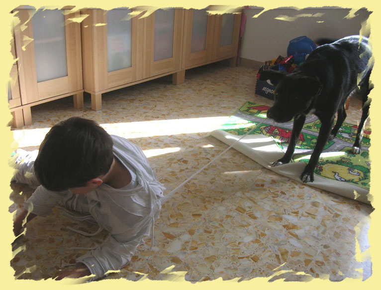 Artzigogoli Come vestire una mummia e come srotolarla! Artzigogoli Come vestire una mummia e come srotolarla!