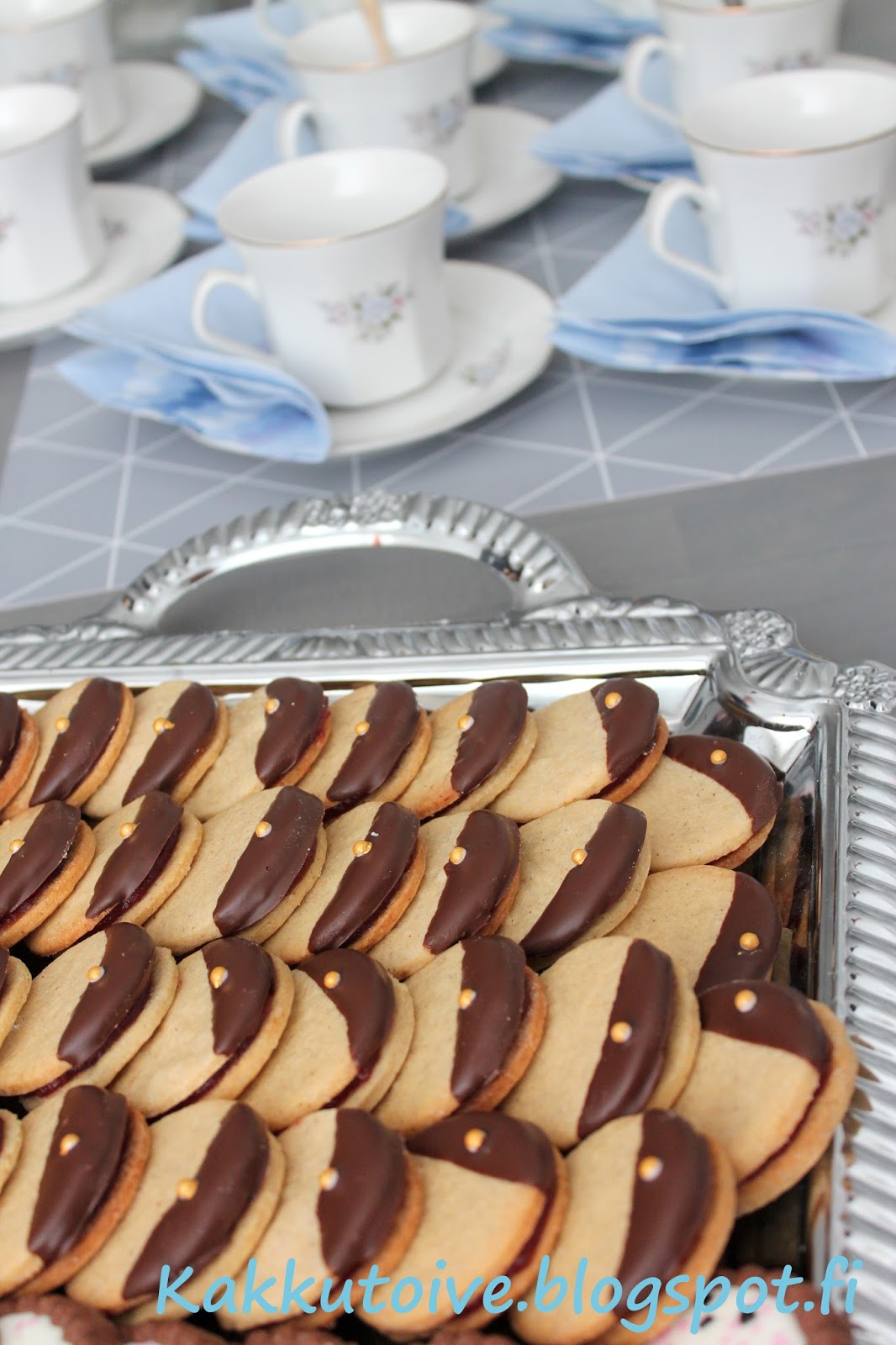 Kakkutoive Ylioppilas pikkuleivät