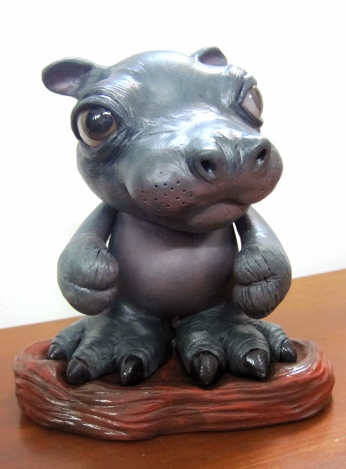 02-Baby-Hippo-Deanna-Molinaro-aka-Chickenshoot-Odd-Clay-Sculptures-www-designstack-co