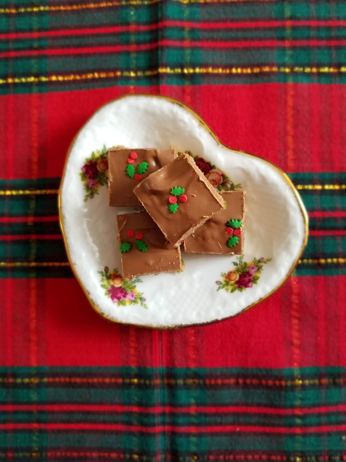 Hot and Cold Running Mom Just my Stuff Holiday Sweet Marie Bars