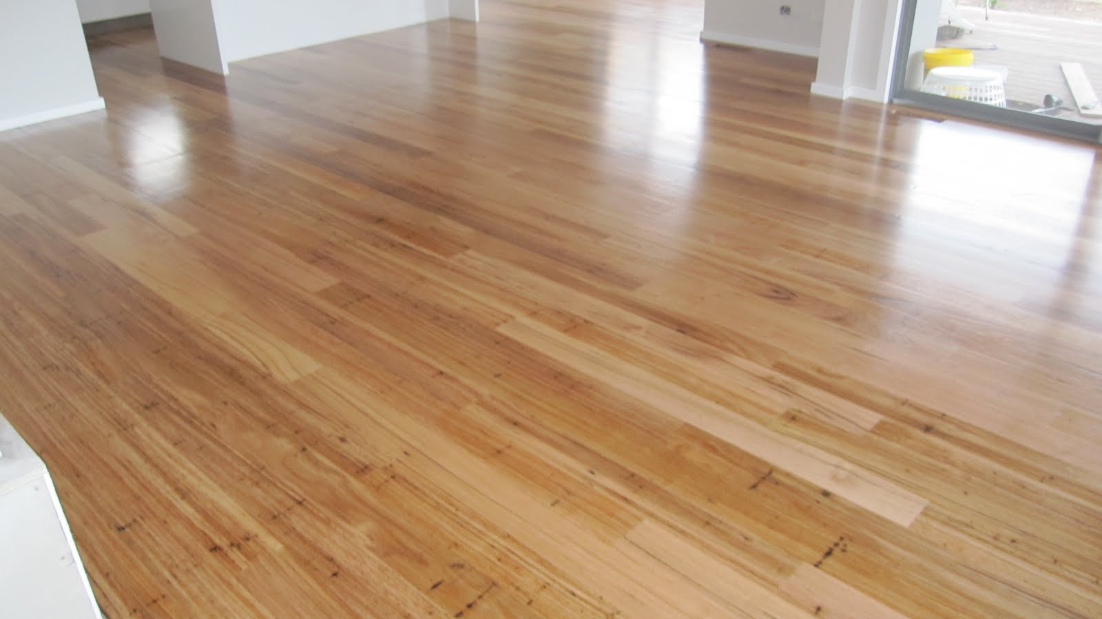 Abigail's Attic Our floorboards are finished!