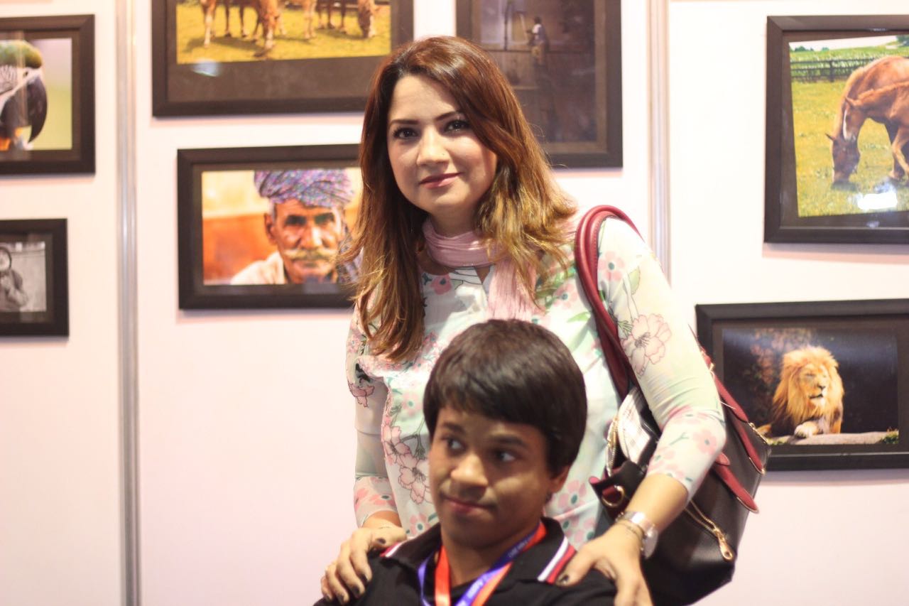 Bushra Farrukh pics images Bushra Farrukh