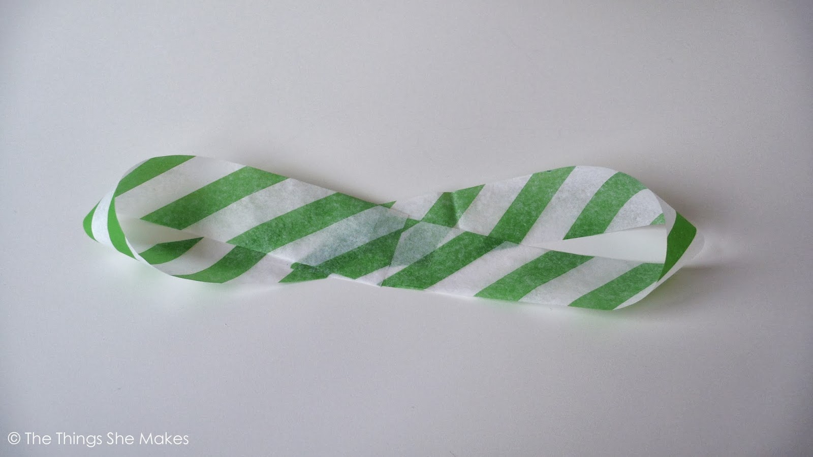 How to Make Large Present Bows The Things She Makes