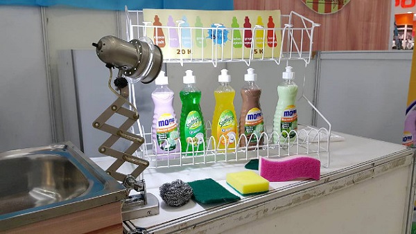 Minuman Mirip Sabun Pencuci Piring Ini Bikin Kecanduan Warga Malang, Seperti Apa ya Rasanya?