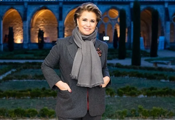 Grand Duchess Maria Teresa was invited to speak at the XVth edition of Les Entretiens de Royaumont in Paris