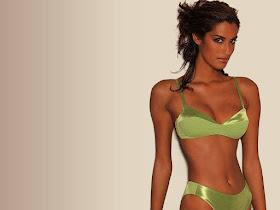 Yasmeen Ghauri Bikini Wallpaper