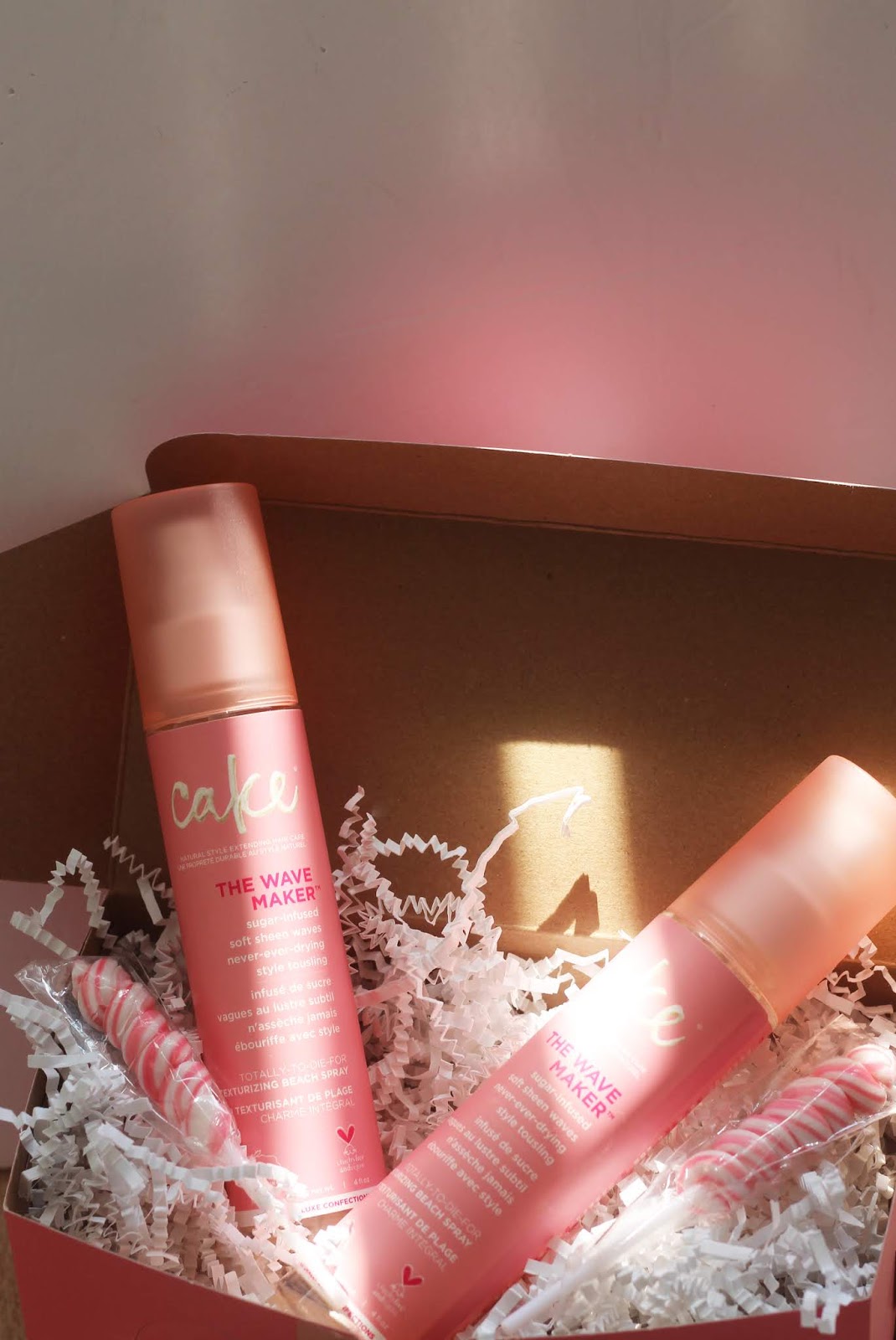 How To Mermaid Hair Feat The Wave Maker By Cake Beauty The Pink Life By Mikayla Ann