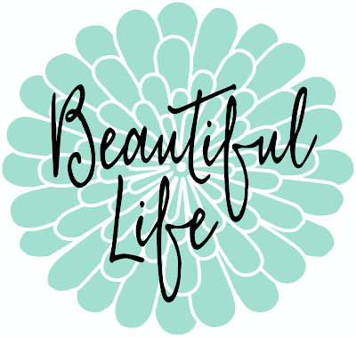 Beautiful life text added to a crysanthemum