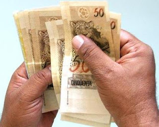Valor do salário mínimo em 2013 poderá ser de R$ 667