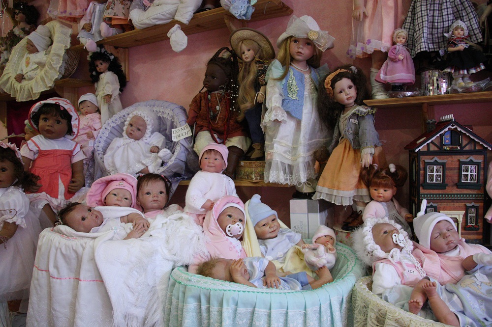 магазин кукол. самые красивые куклы пуллип. любую куколку. милая кукла. куклы.