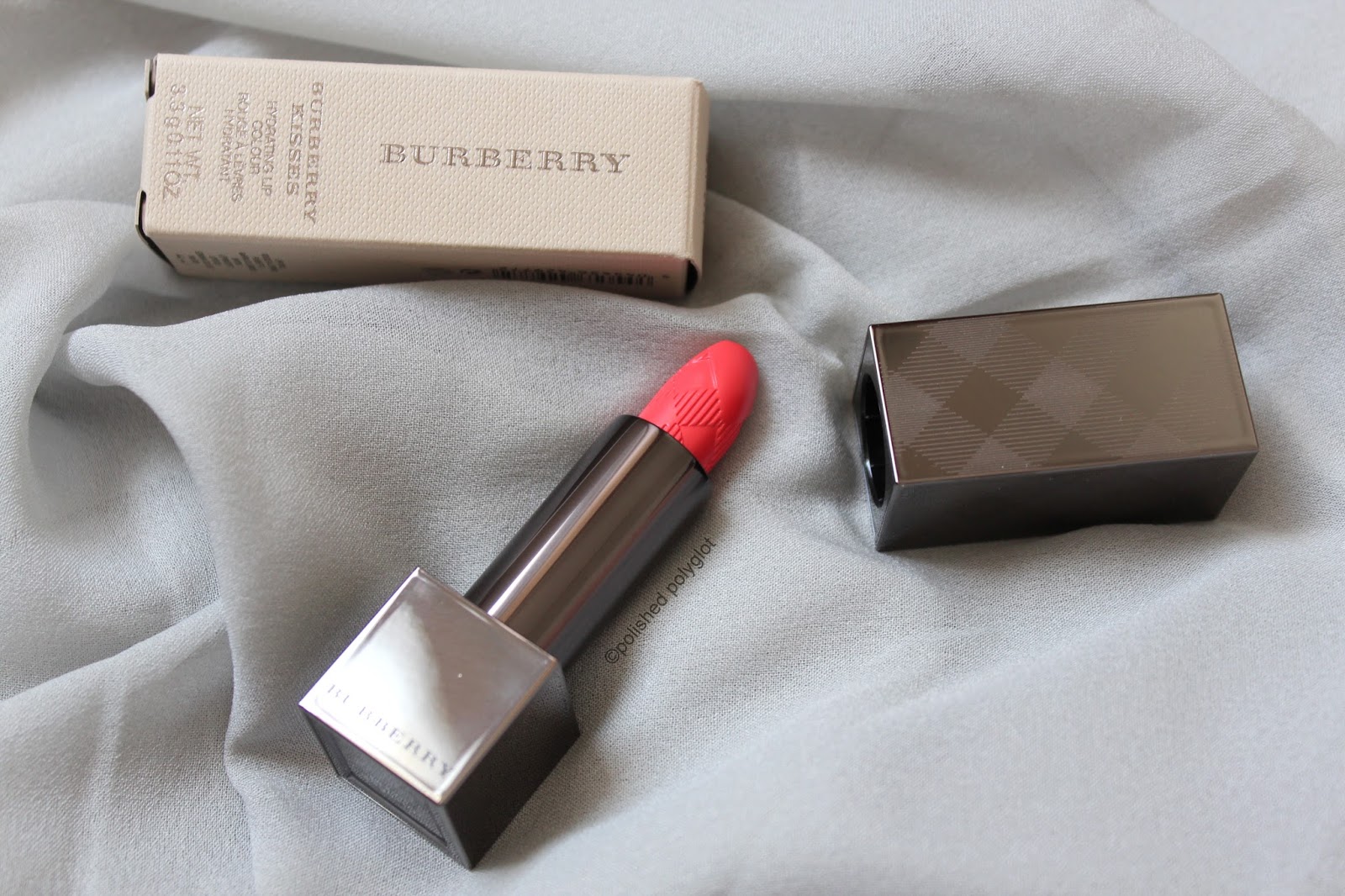 Lippy of the week: Burberry Kisses, Hydrating lip color in Coral Pink /  Polished Polyglot