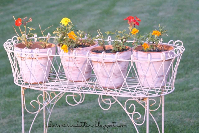 how to age terra cotta clay pots