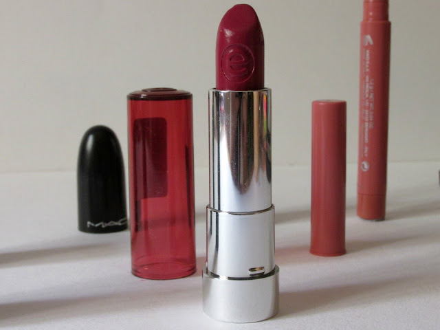 Essence Sheer & Shine Lipstick in 09, current lip picks