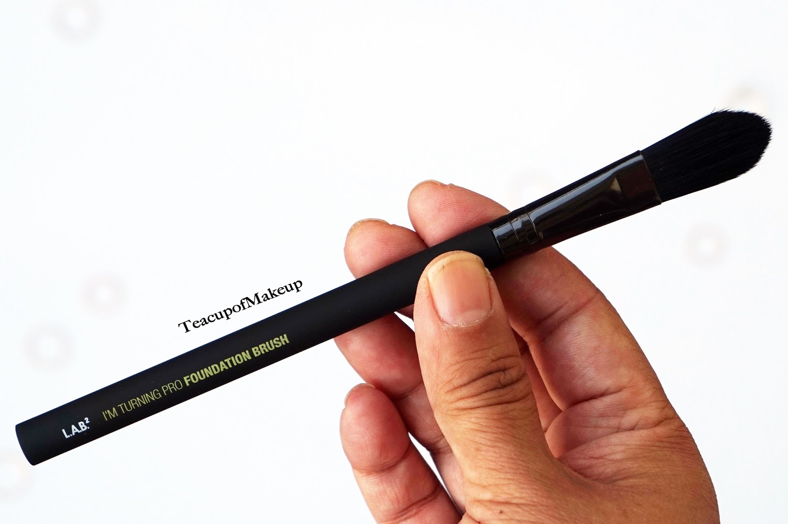 TeacupOfMakeup Drugstore Brushes Comparison Manicare, Lottie London