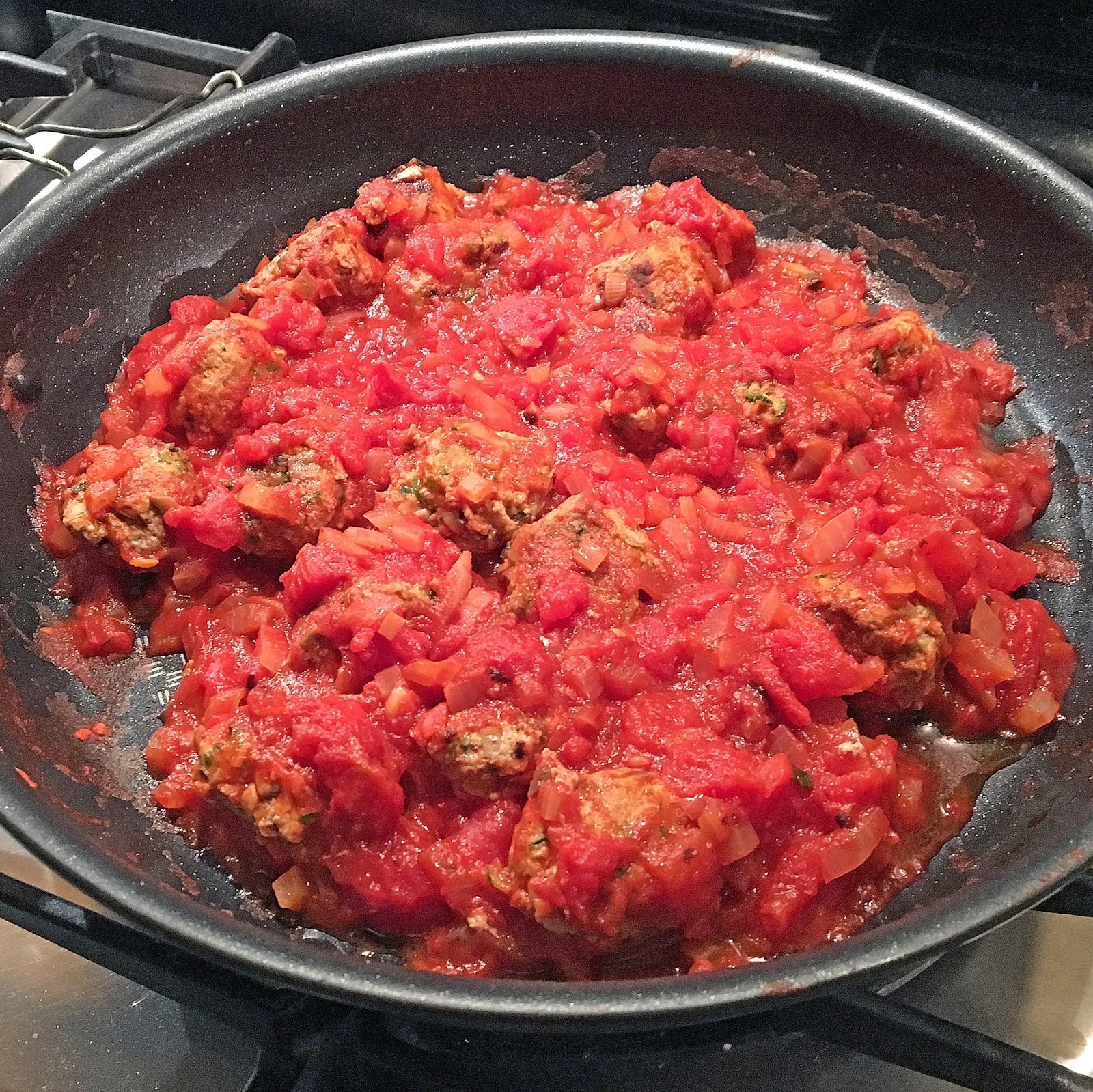 Gluten Free Alchemist Miss GF Makes 8....... Dinner! Turkey Meatballs