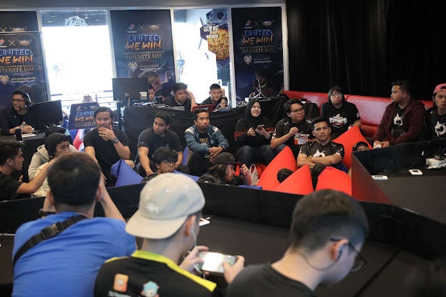 Kempen "United We Win" Dengan Mobile Legends  || Rakyat Malaysia Nikmati Personal Pizza RM5 & Regular Pizza RM15