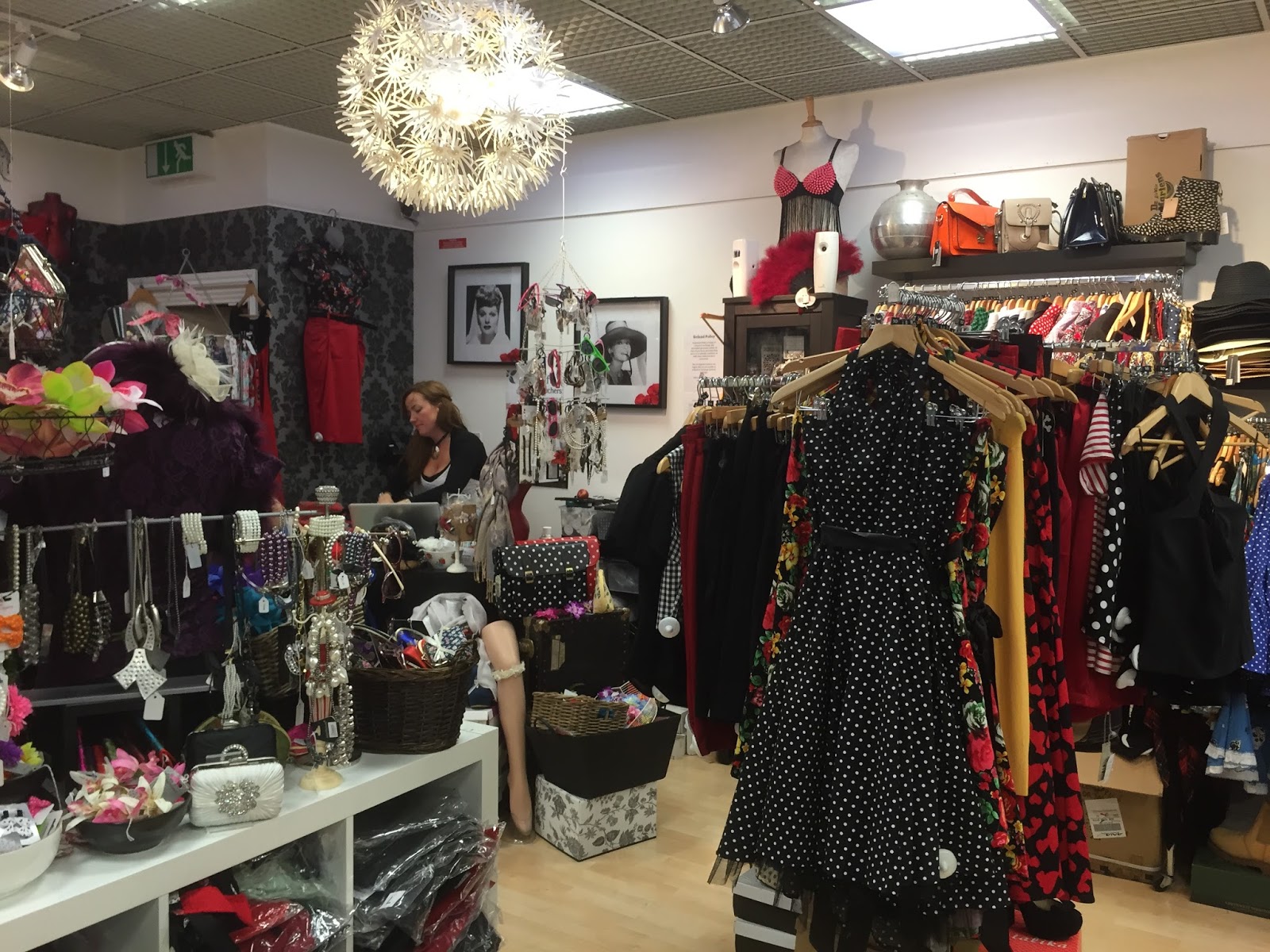 The Powderpuff Room An interview with Gretchen from Bohemian Finds!