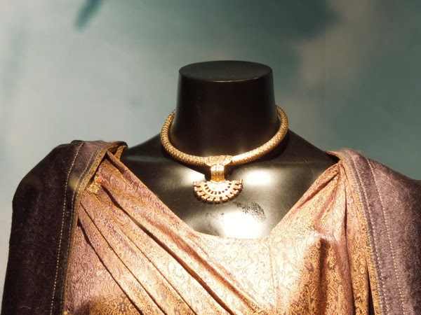 Jane Foster Asgardian necklace Thor Dark World