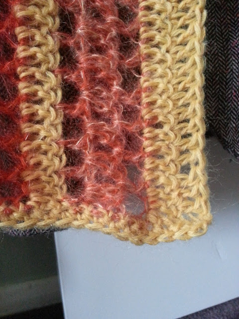 Crochet scarf pattern