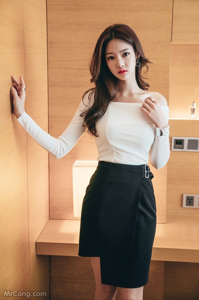 Beautiful Park Jung Yoon in the January 2017 fashion photo shoot (695 photos) photo 3-4
