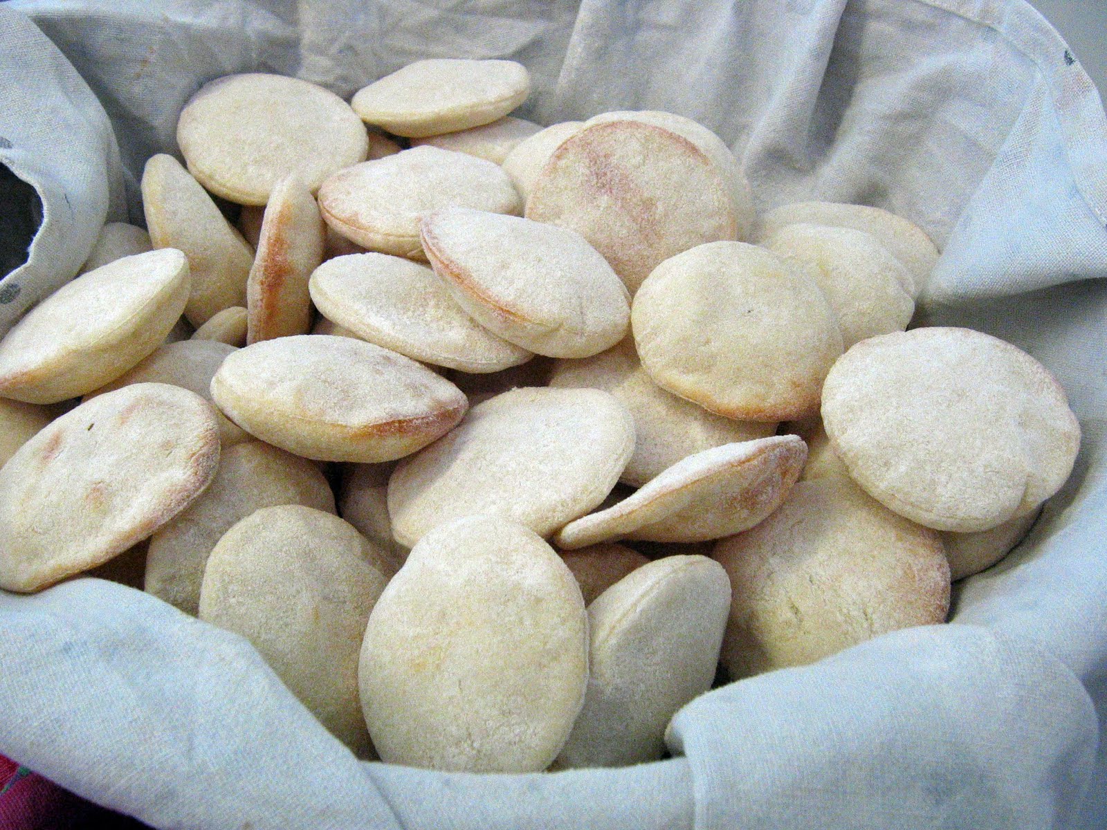 good food in a crap kitchen Mini Pita bread