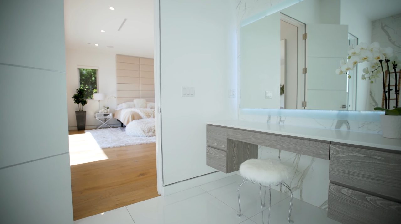 29 Photos vs. 833 N. Gardner St, Los Angeles vs. Luxury Home Interior Design Tour