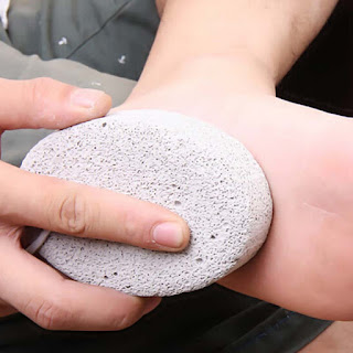 9 Cara Memutihkan Tangan dan Kaki, No. 9 Paling Ampuh | Cantikitu.com