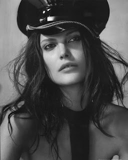 Cool Music, Hot Girls: Best supermodels in the world Catherine McNeil